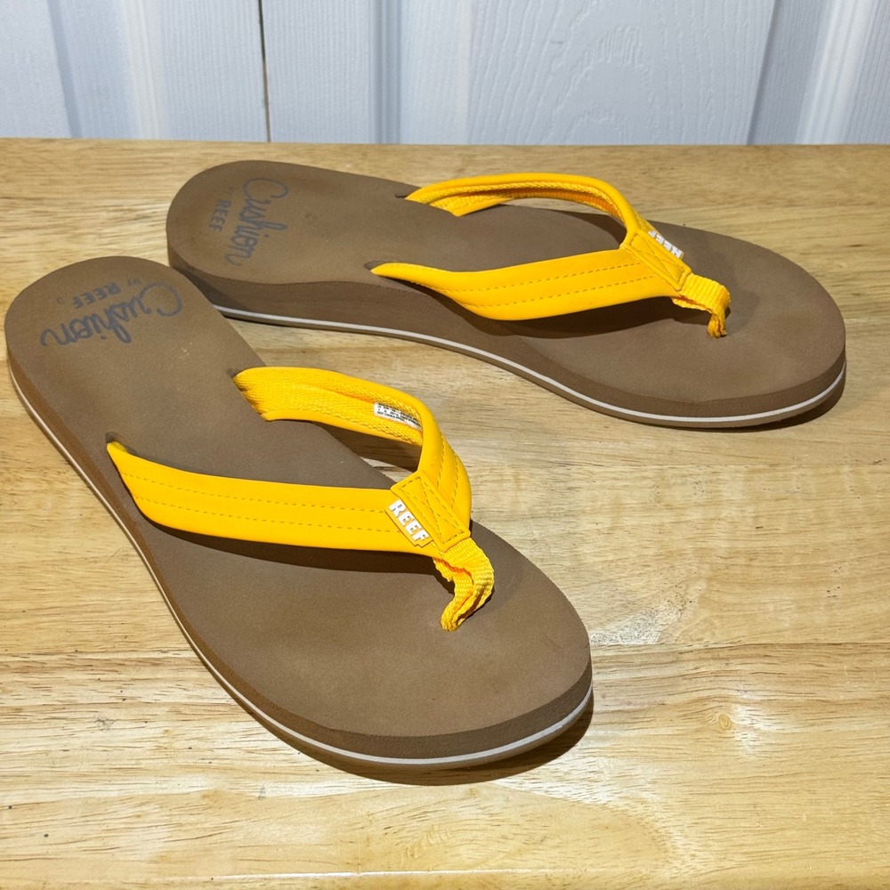 Reef Cushion Breeze Flip Flops Yellow Brown Womens 9 Sandals CI3954